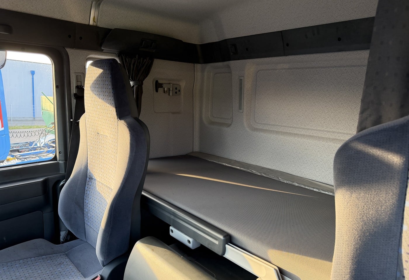 MOTO6625_2837334 vehicle image