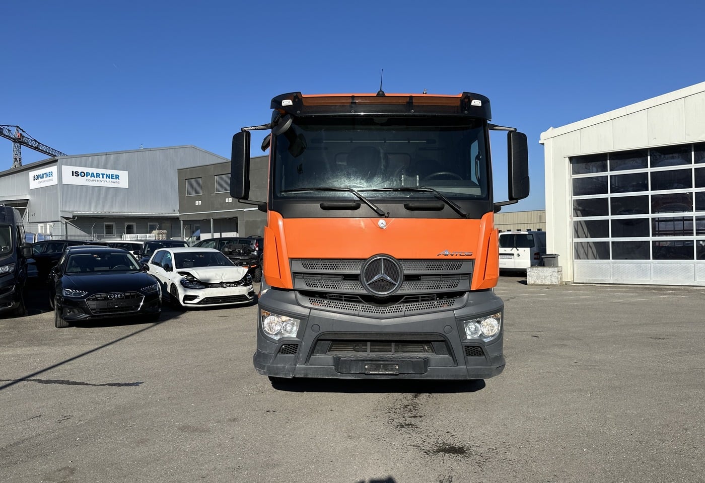 MOTO6625_2836903 vehicle image