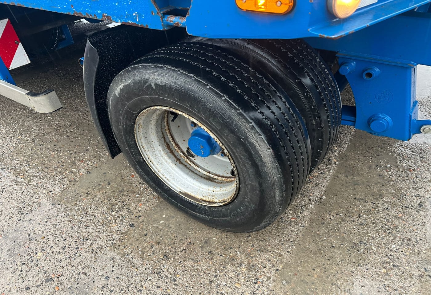 MOTO6625_2838277 vehicle image