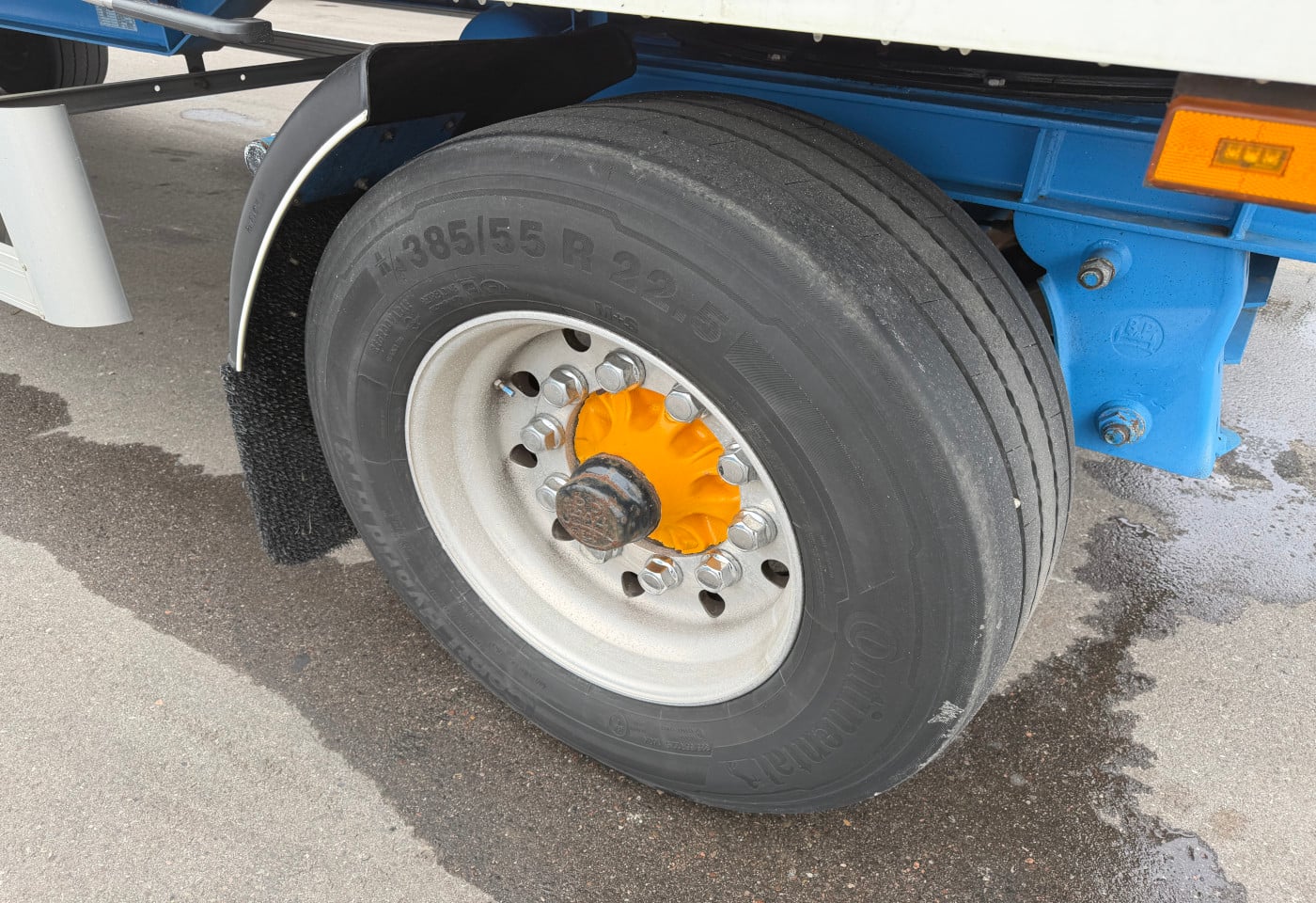 MOTO6625_2838284 vehicle image