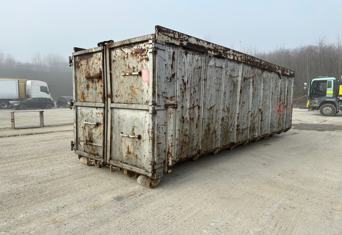 MOTO6625_2840050 vehicle image