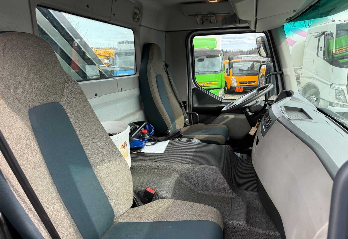 MOTO6625_2847765 vehicle image