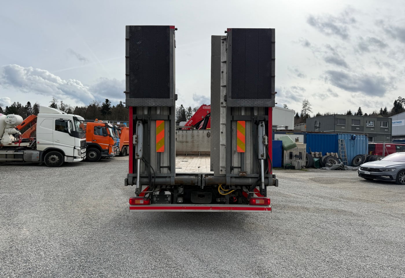 MOTO6625_2847765 vehicle image