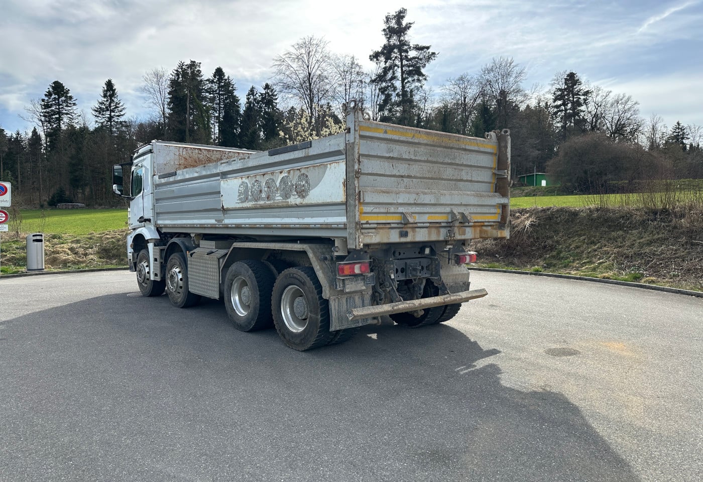 MOTO6625_2849019 vehicle image