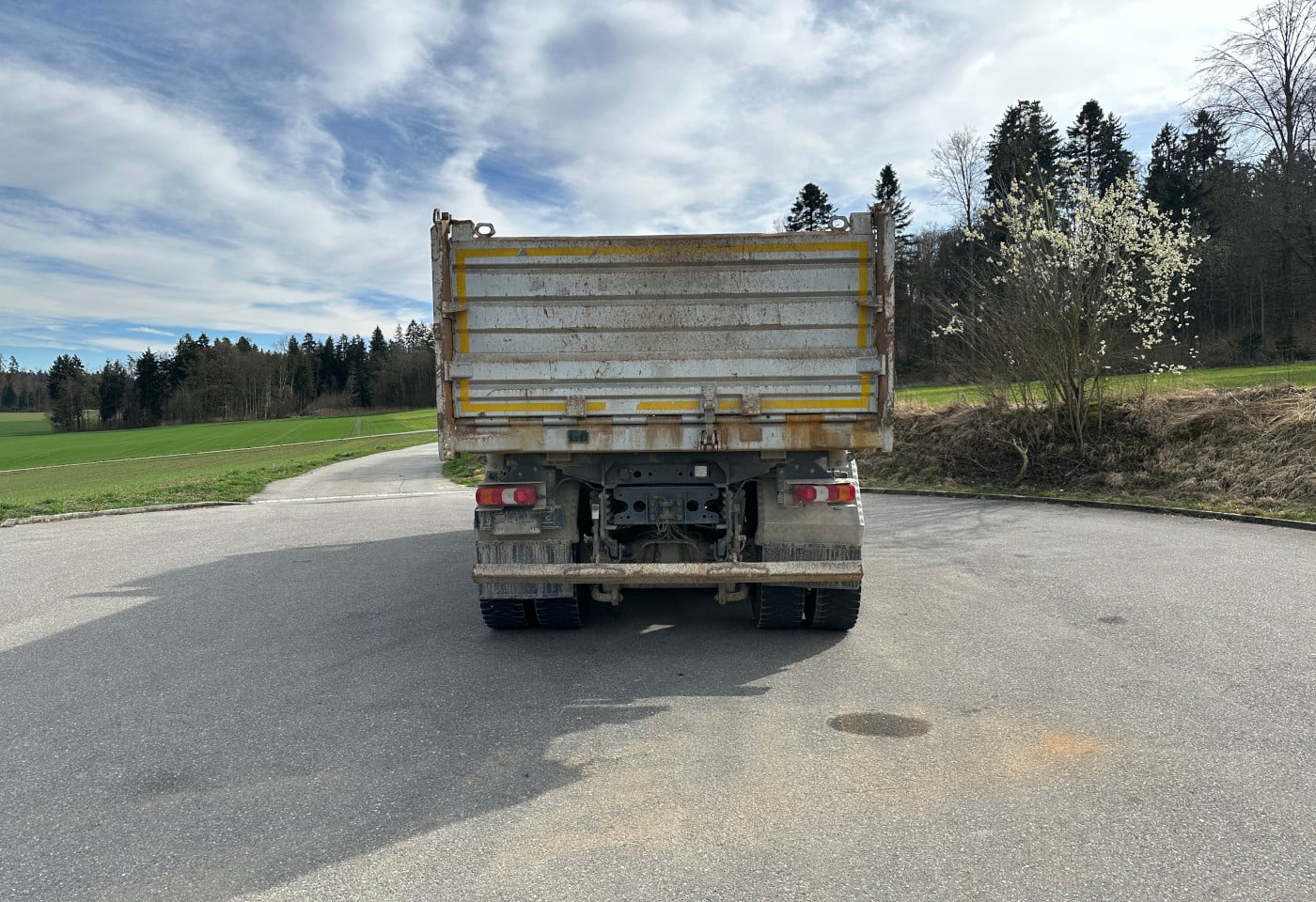 MOTO6625_2849019 vehicle image