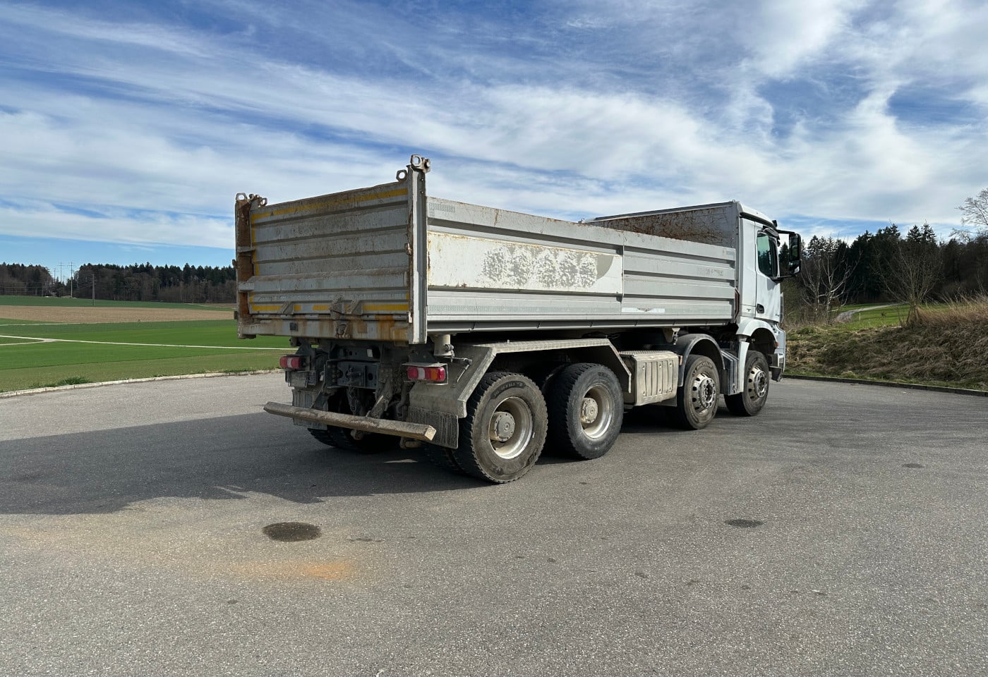 MOTO6625_2849019 vehicle image