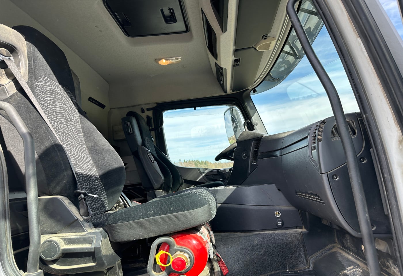 MOTO6625_2849019 vehicle image