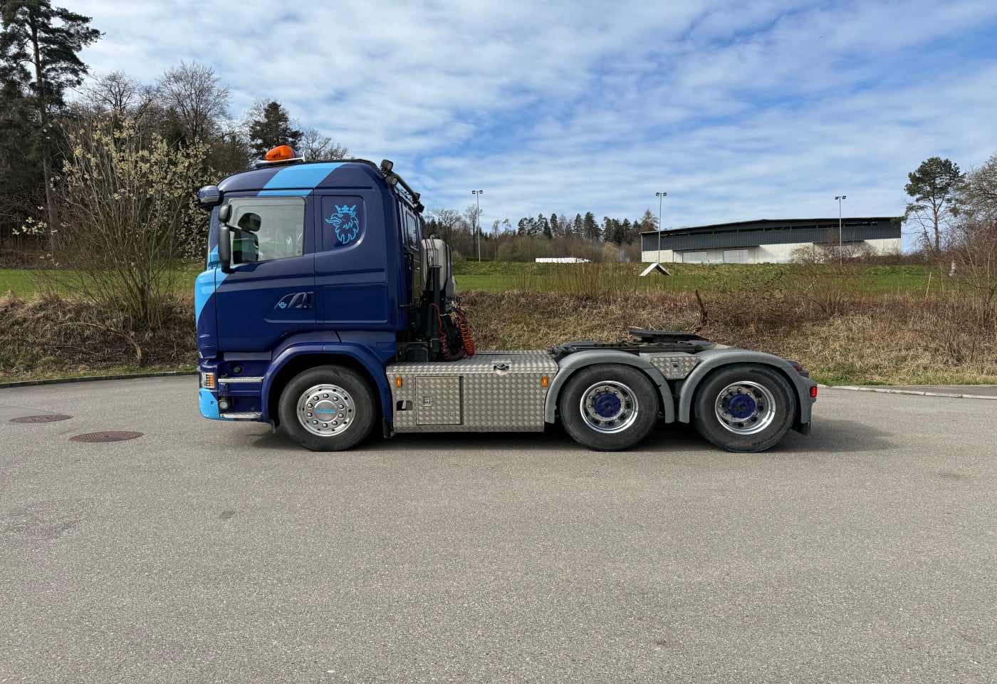 MOTO6625_2854841 vehicle image