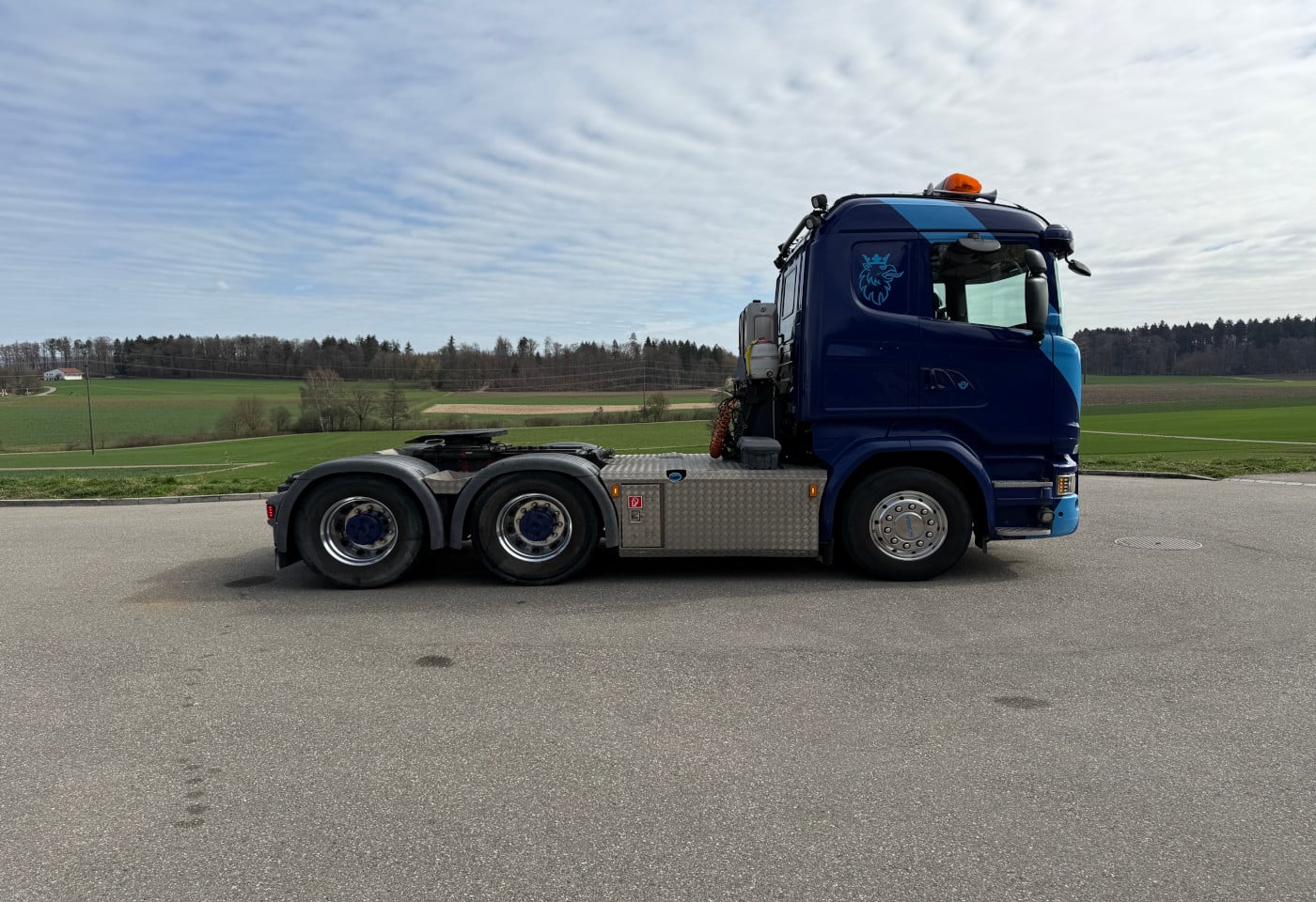 MOTO6625_2854841 vehicle image