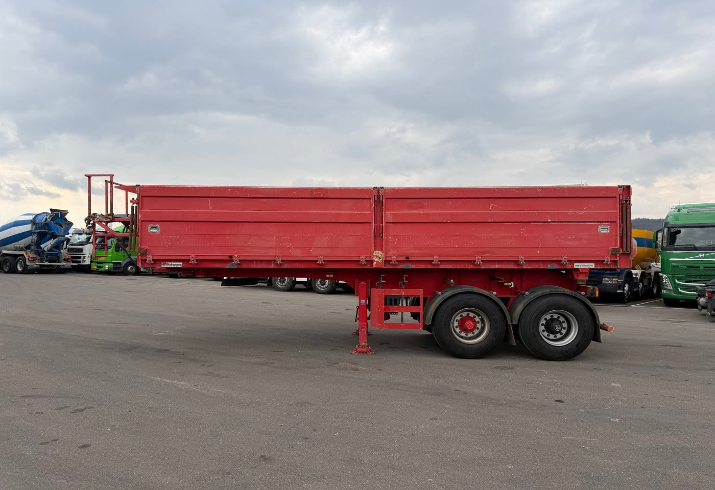 MOTO6625_2860120 vehicle image