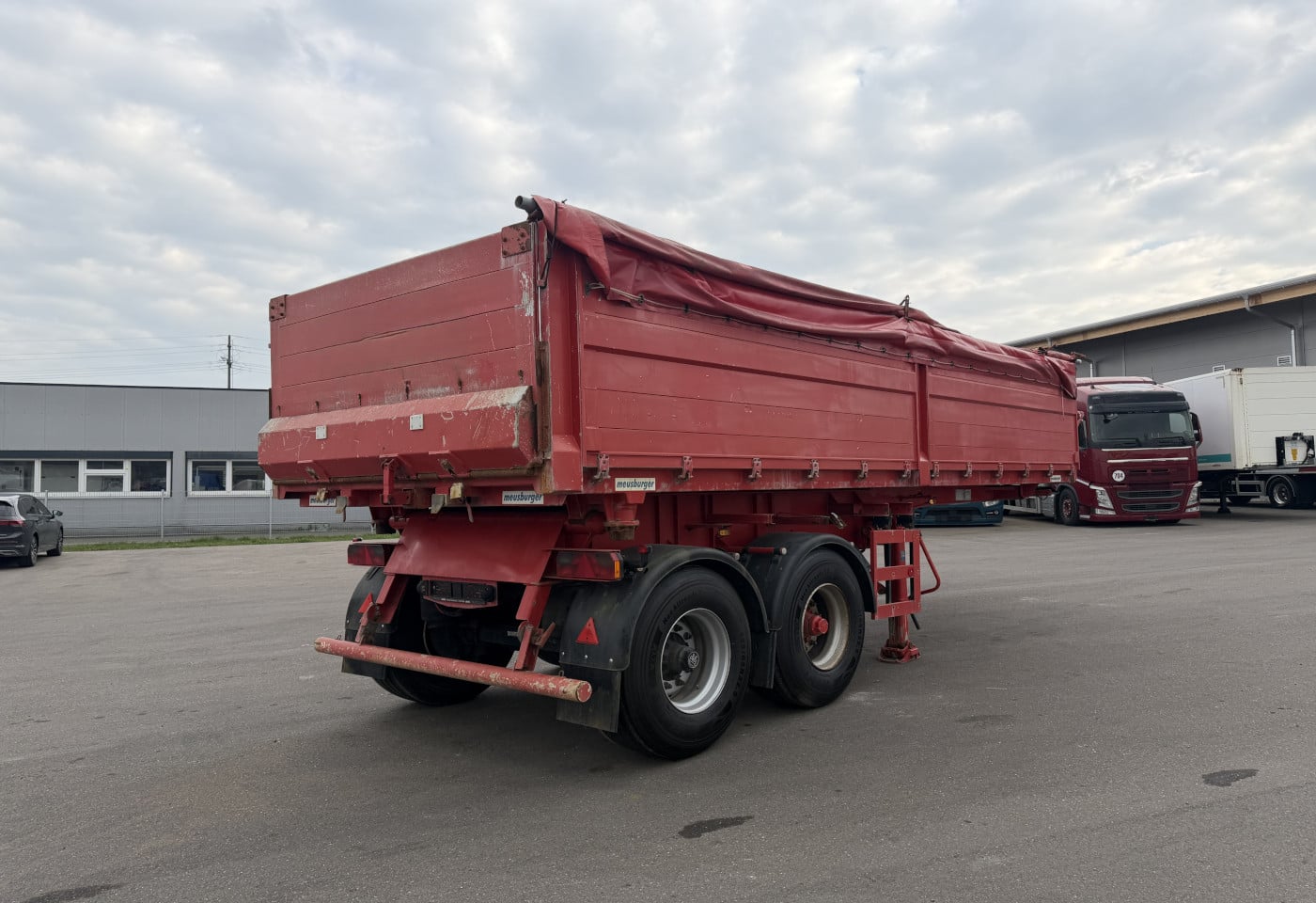 MOTO6625_2860120 vehicle image