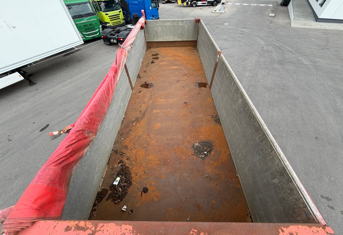 MOTO6625_2860120 vehicle image