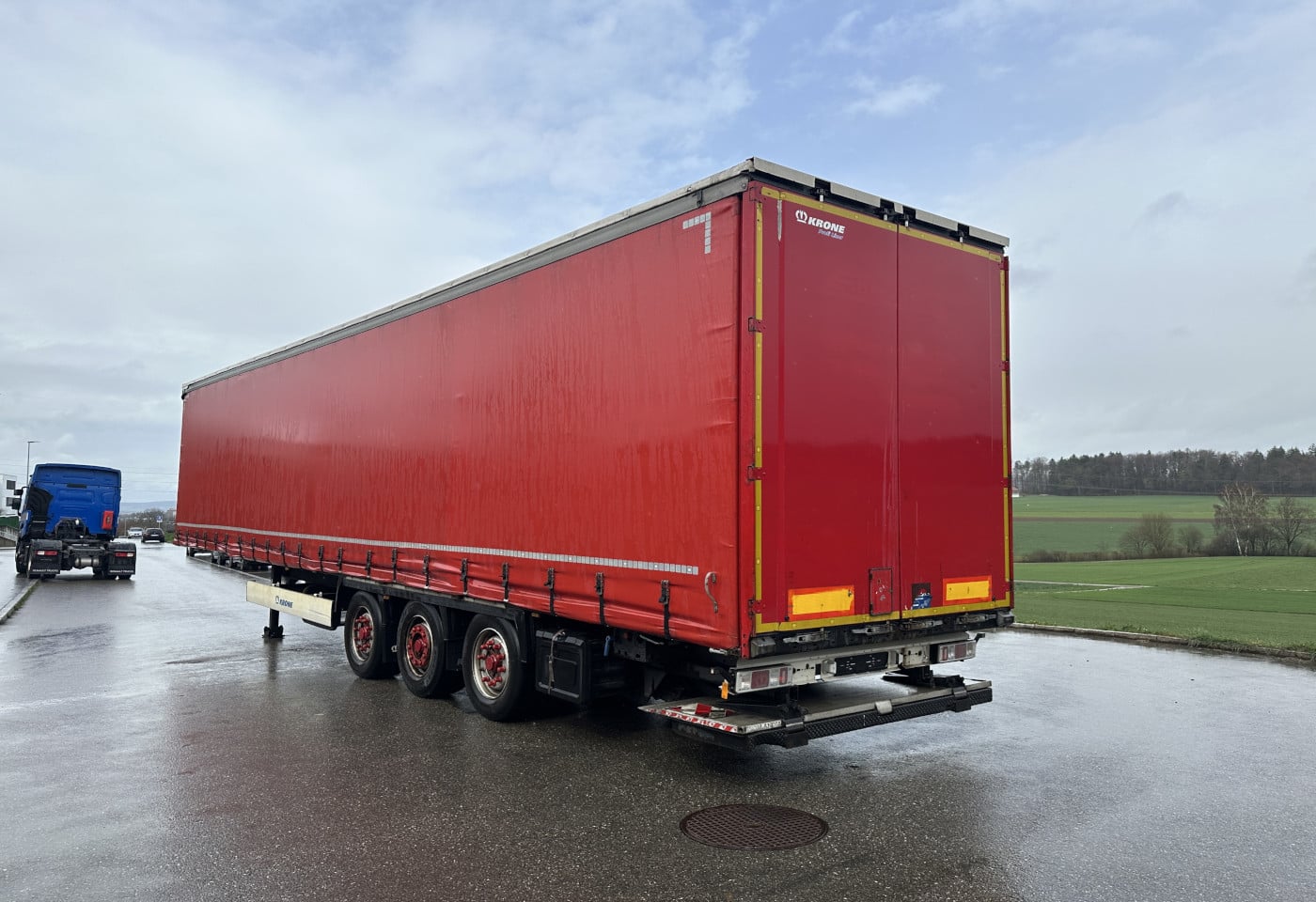 MOTO6625_2869512 vehicle image