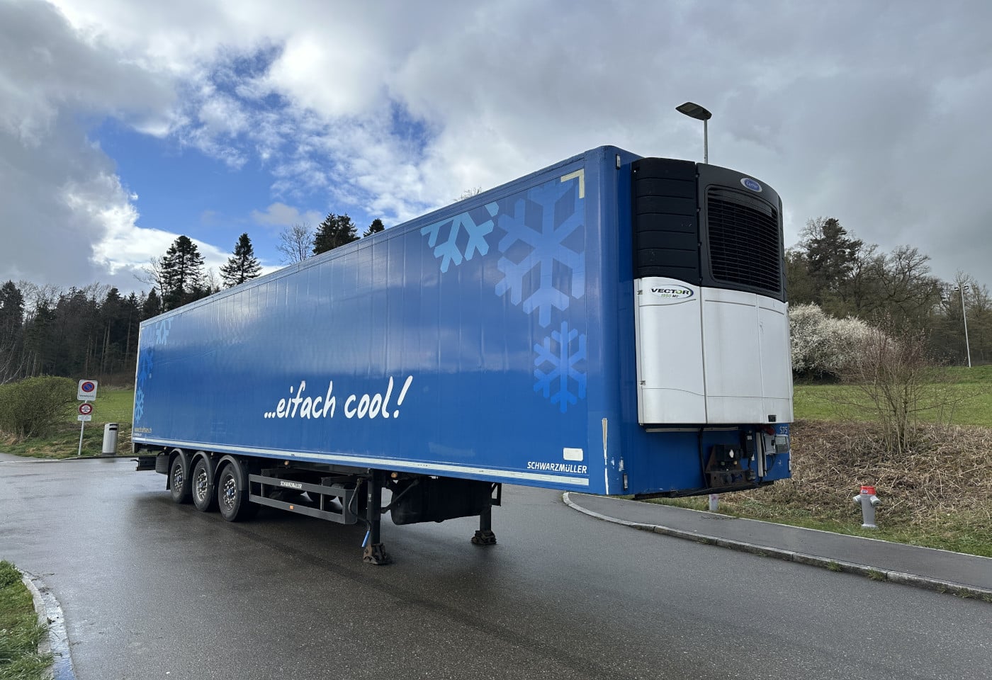 MOTO6625_2870237 vehicle image