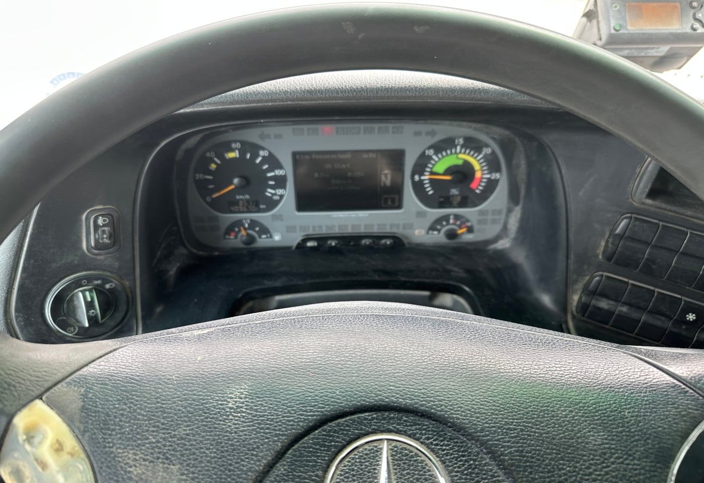 MOTO6625_2869758 vehicle image