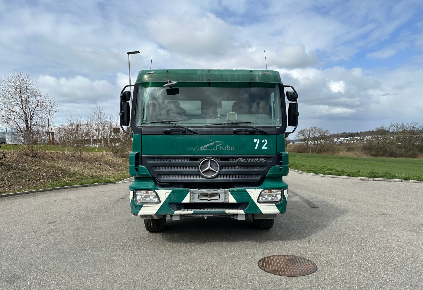 MOTO6625_2869758 vehicle image