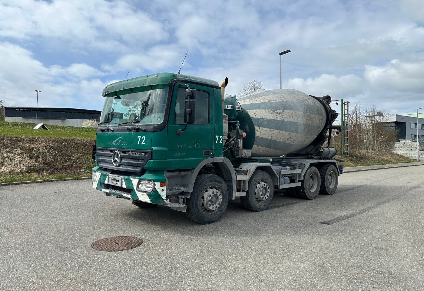 MOTO6625_2869758 vehicle image