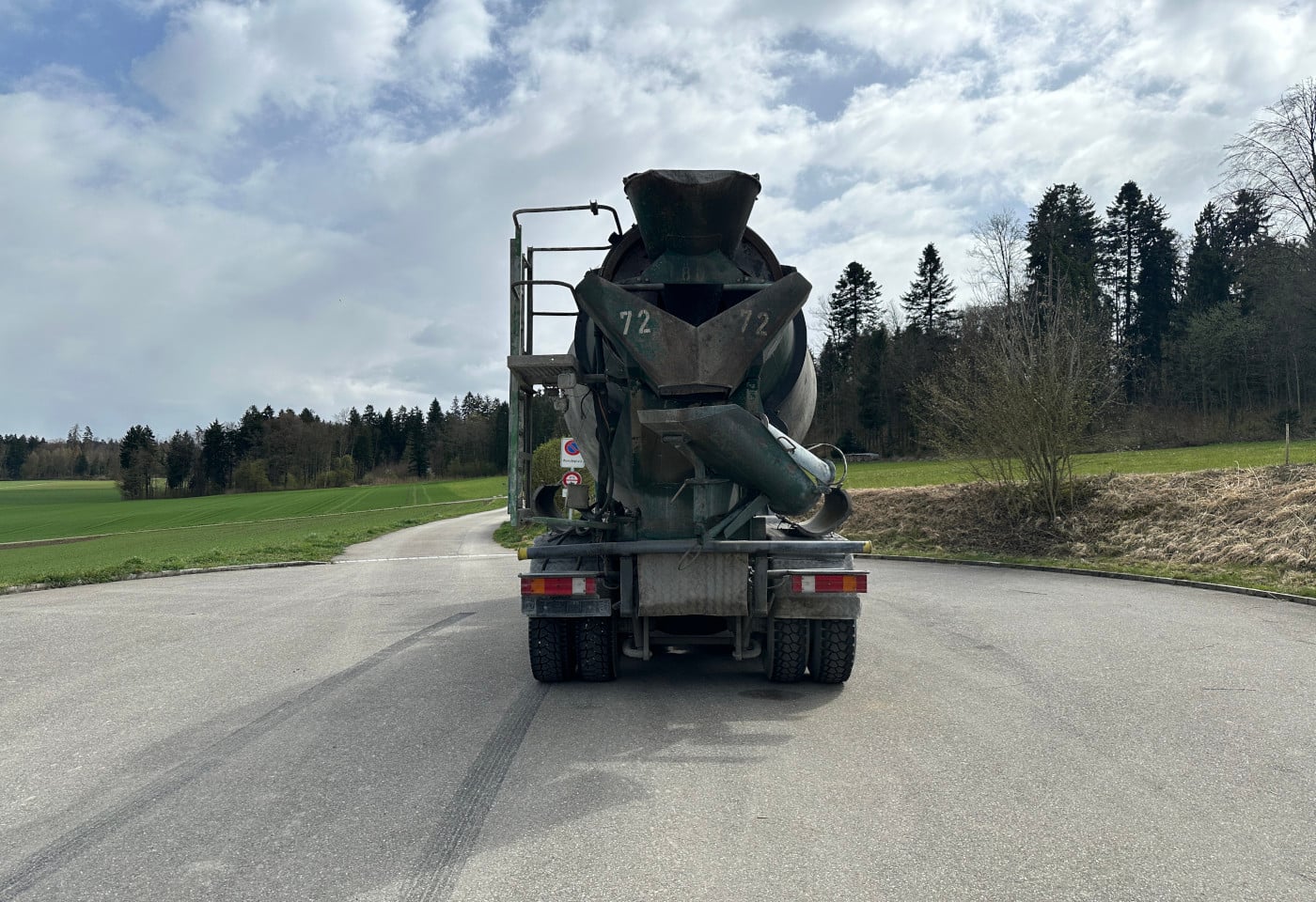 MOTO6625_2869758 vehicle image