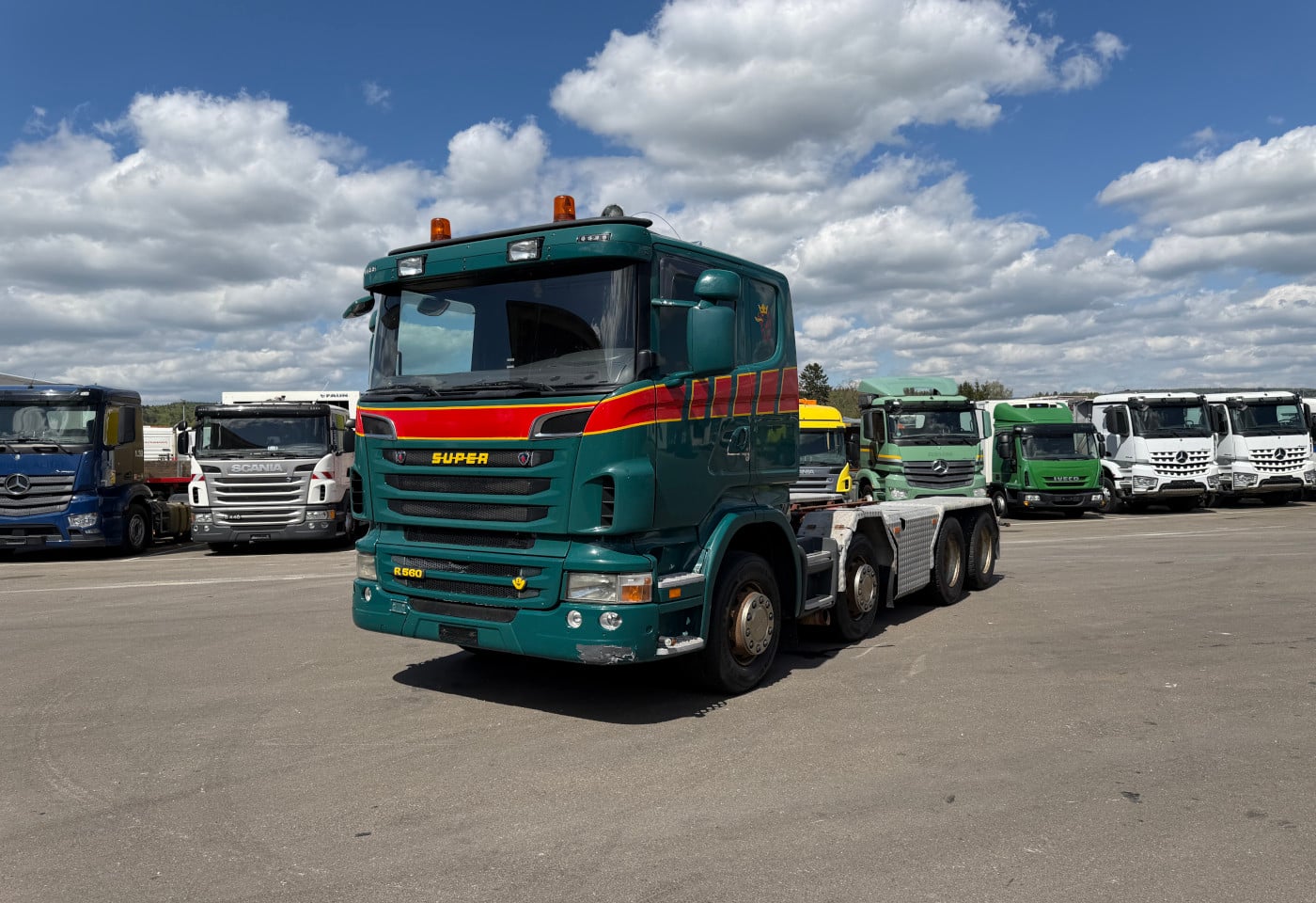 MOTO6625_2891036 vehicle image