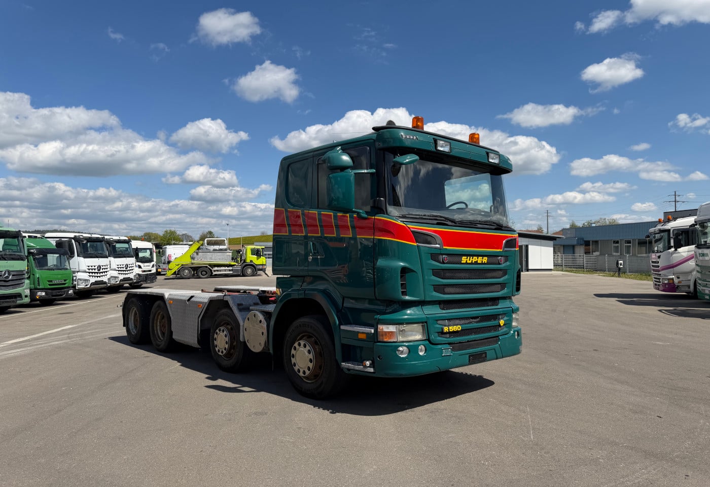 MOTO6625_2891036 vehicle image