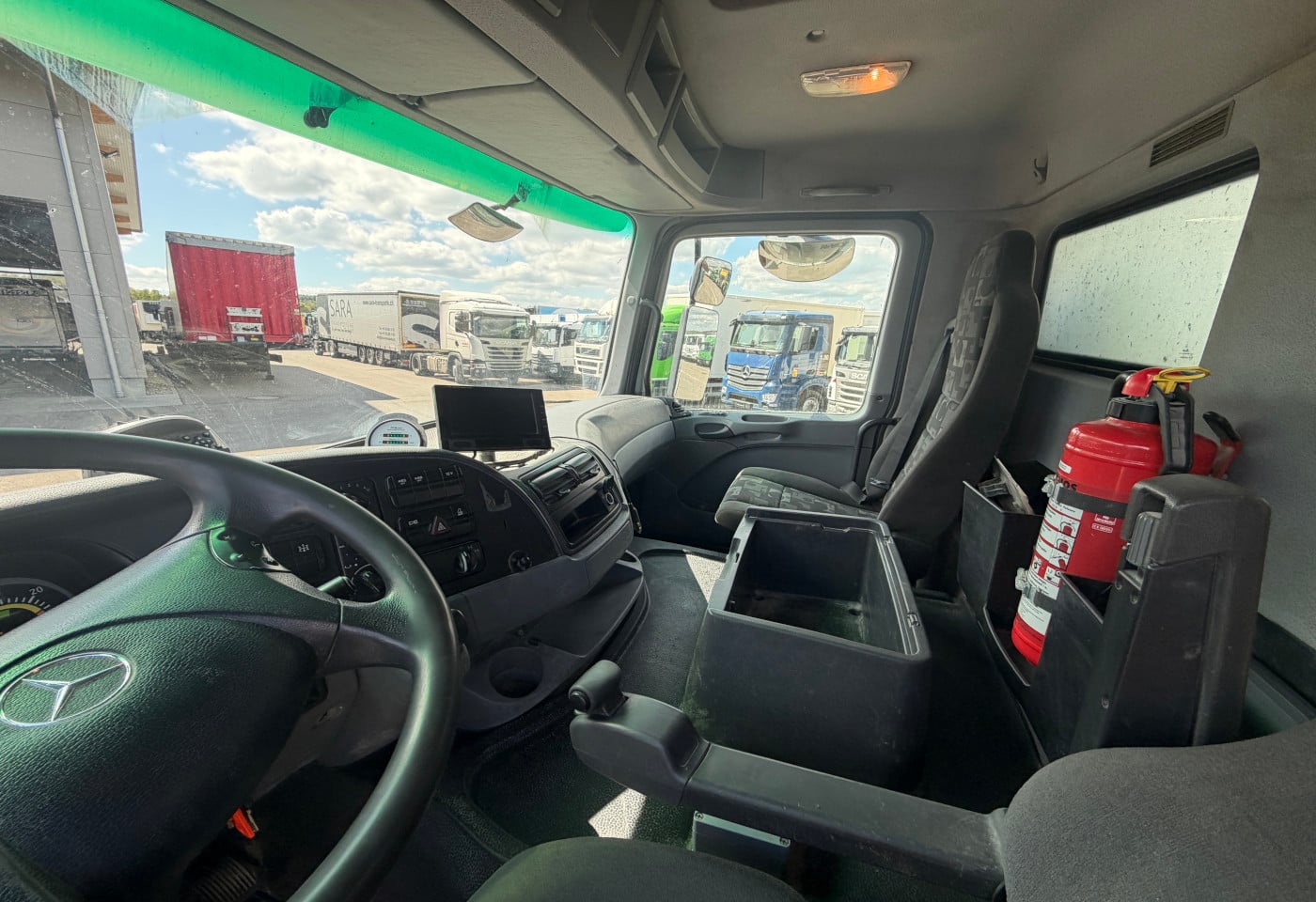 MOTO6625_2892136 vehicle image