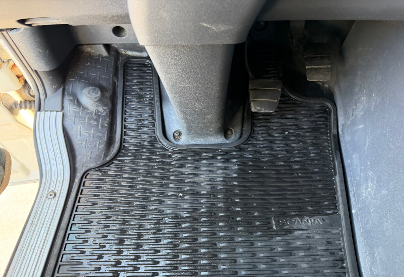 MOTO6625_2892596 vehicle image