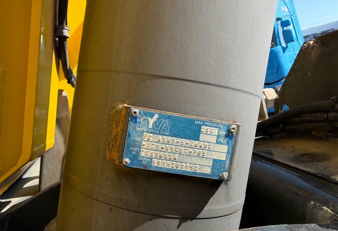 MOTO6625_2856463 vehicle image