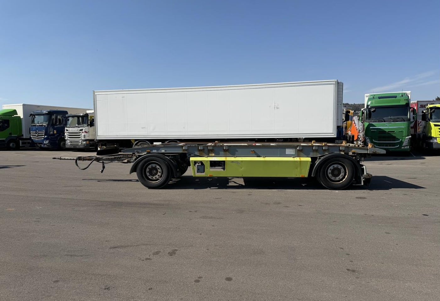 MOTO6625_2856699 vehicle image