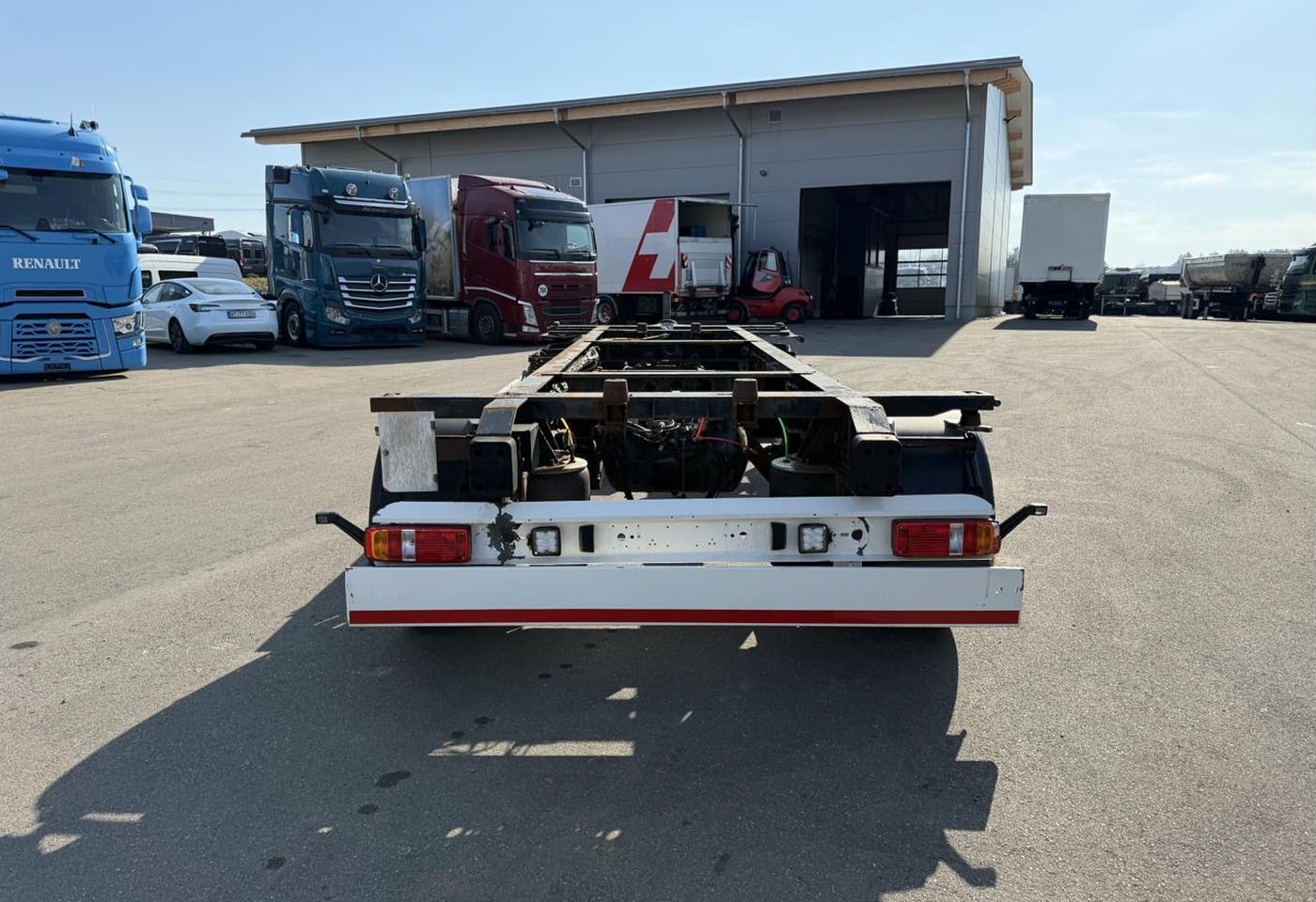 MOTO6625_2859279 vehicle image