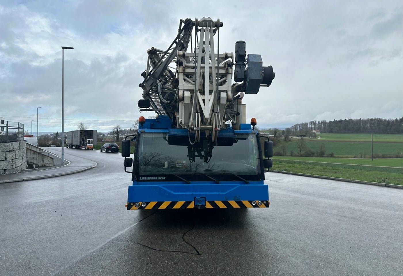 MOTO6625_2865765 vehicle image