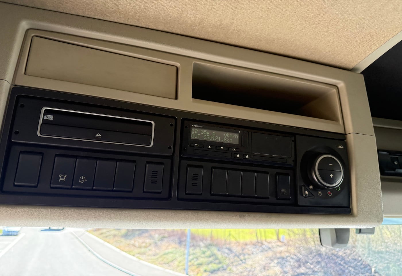 MOTO6625_2837922 vehicle image