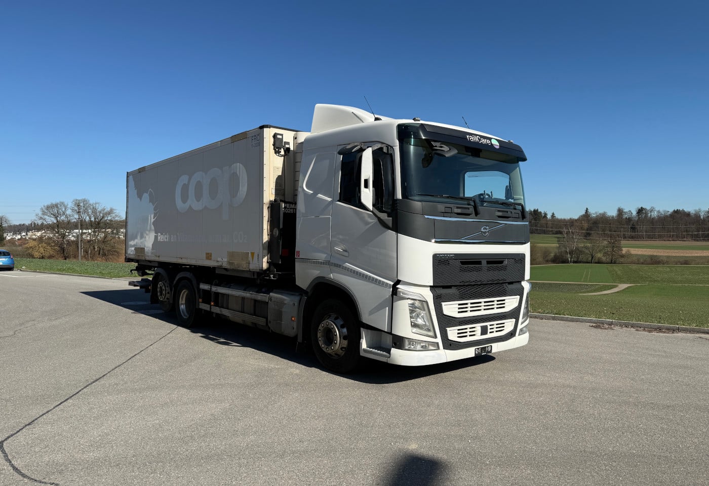 MOTO6625_2837922 vehicle image