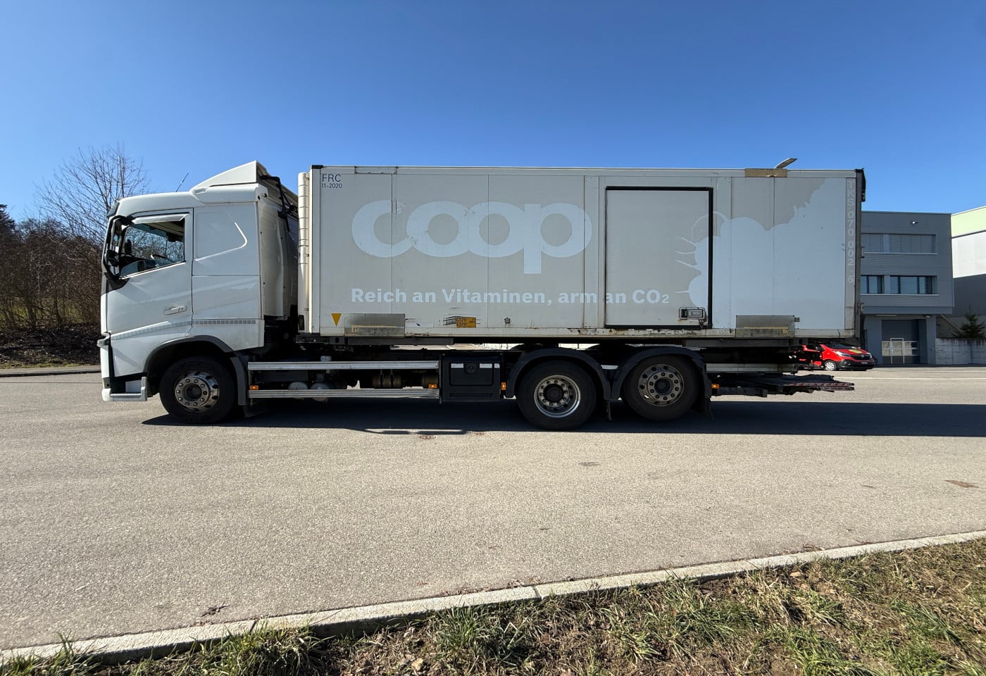 MOTO6625_2837922 vehicle image