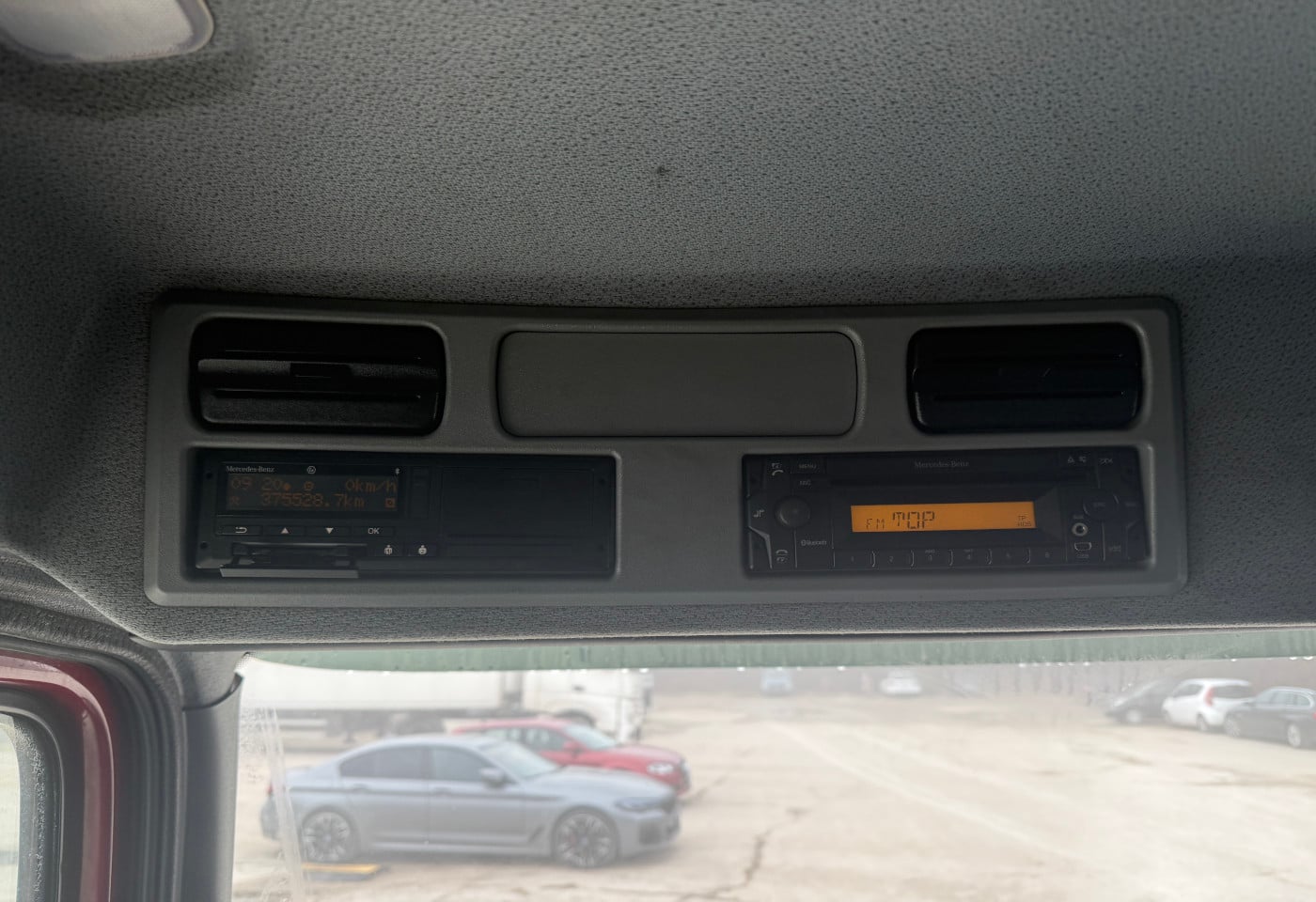 MOTO6625_2838280 vehicle image