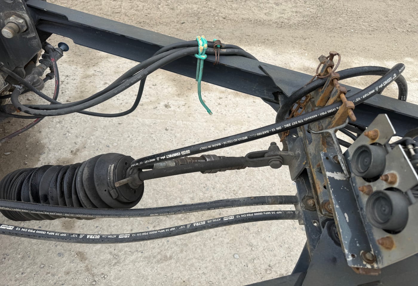 MOTO6625_2837925 vehicle image