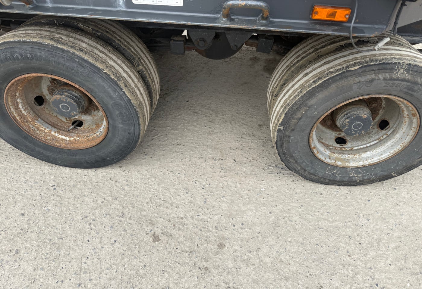 MOTO6625_2837925 vehicle image