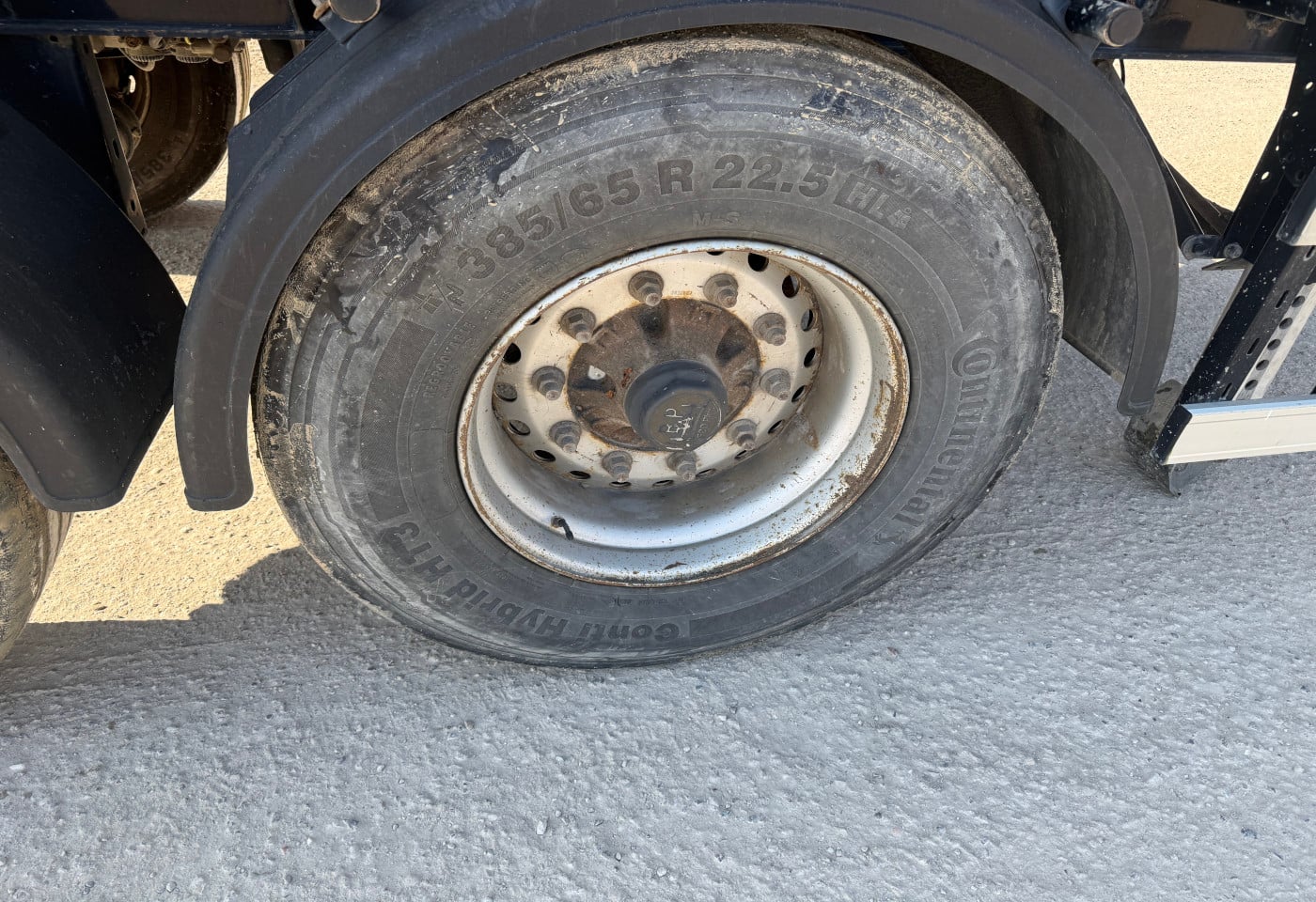 MOTO6625_2838286 vehicle image