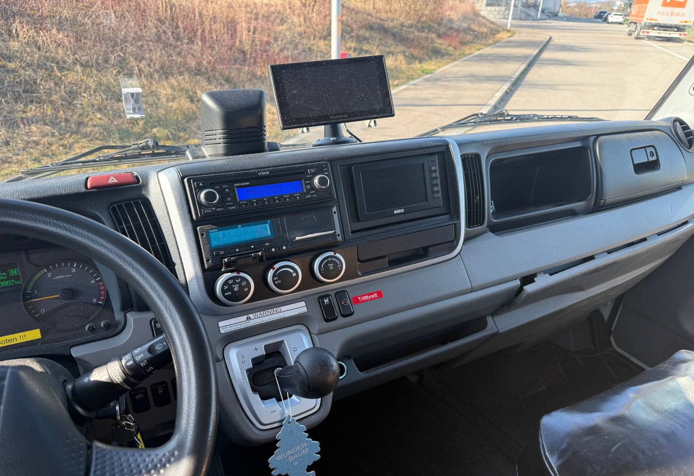 MOTO6625_2838106 vehicle image