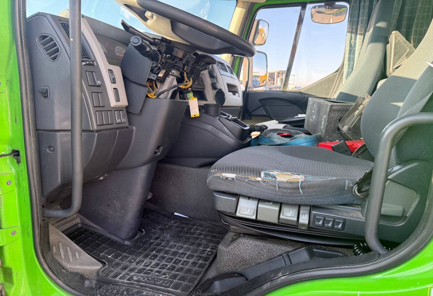 MOTO6625_2838108 vehicle image