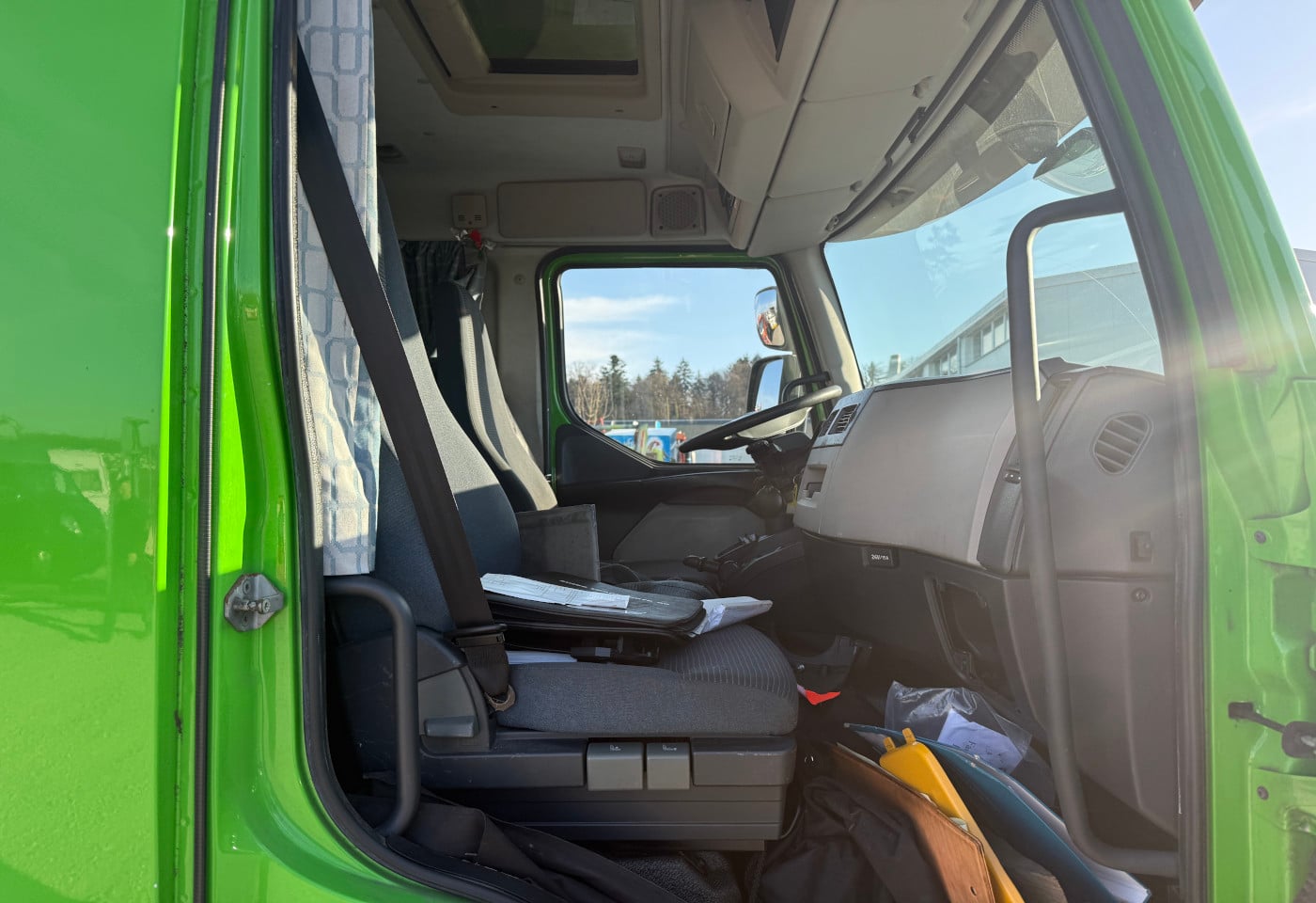 MOTO6625_2838108 vehicle image