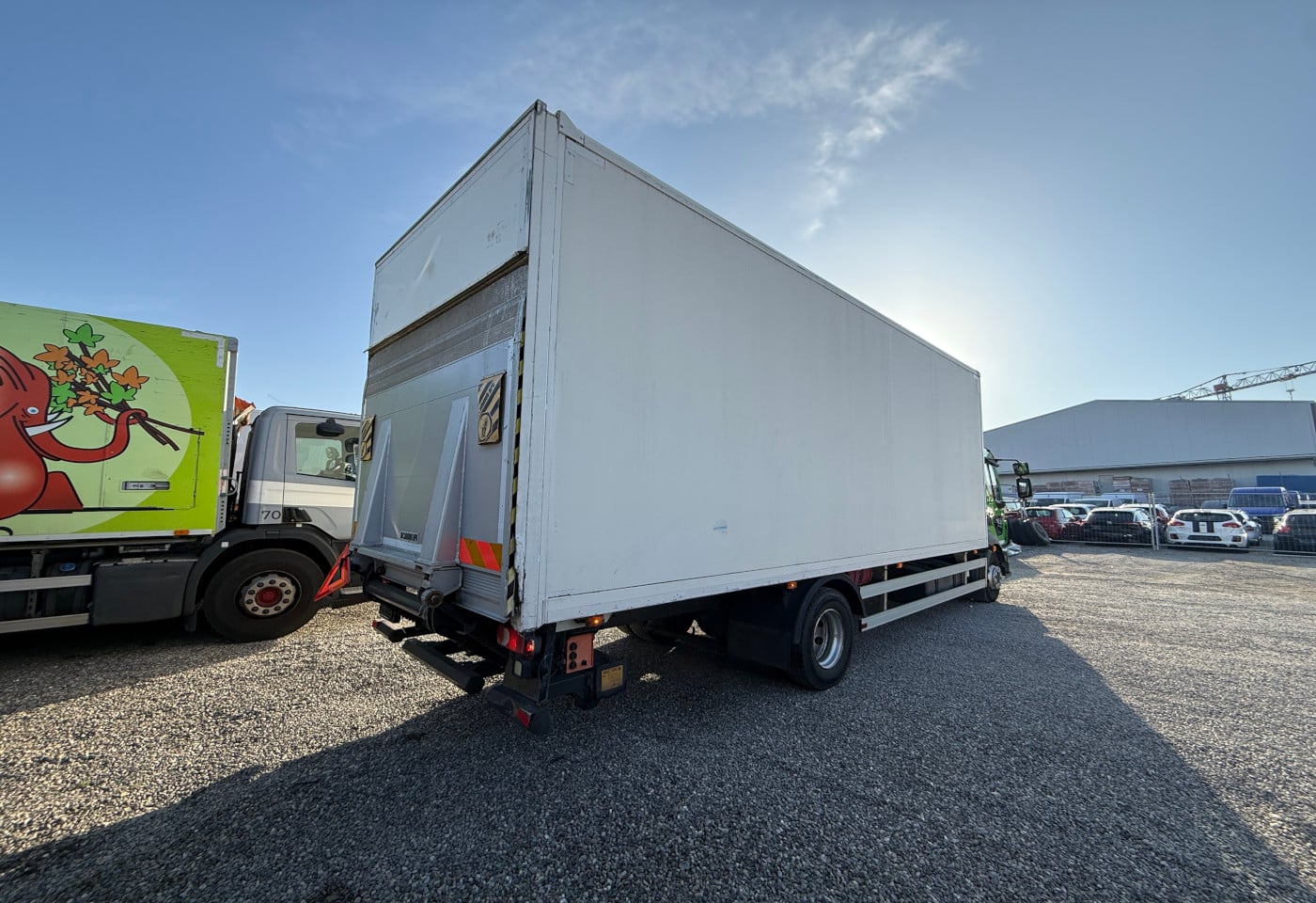 MOTO6625_2838108 vehicle image