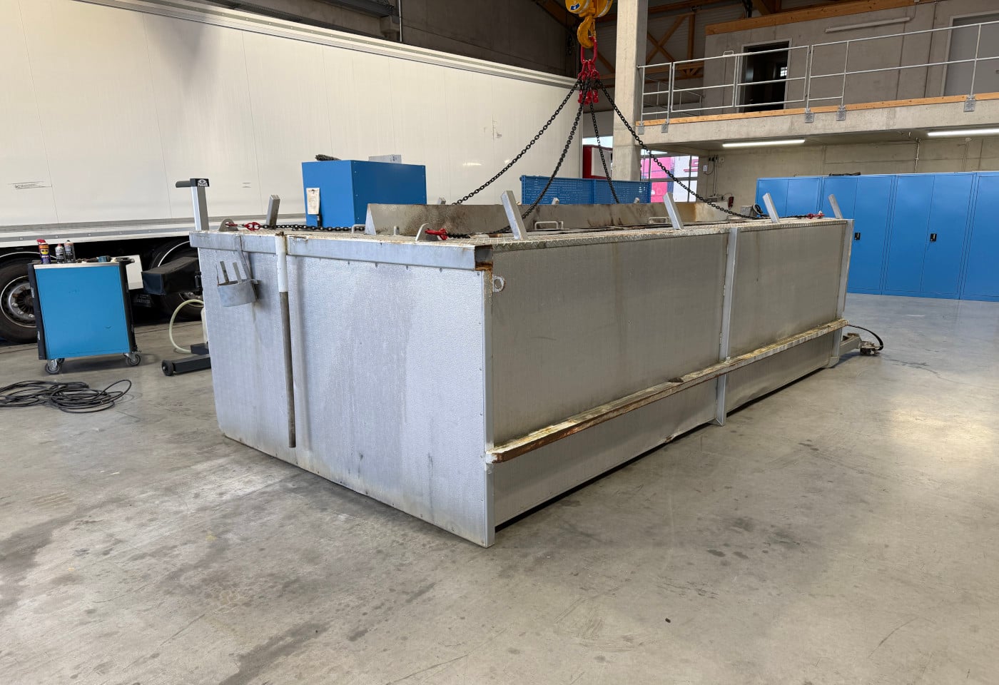 MOTO6625_2845869 vehicle image