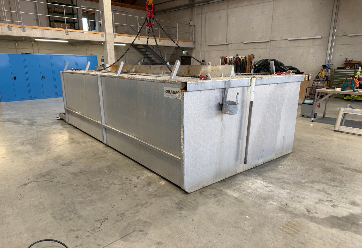 MOTO6625_2845869 vehicle image