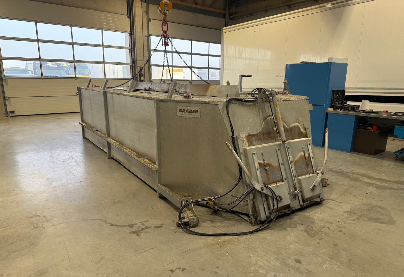 MOTO6625_2845869 vehicle image