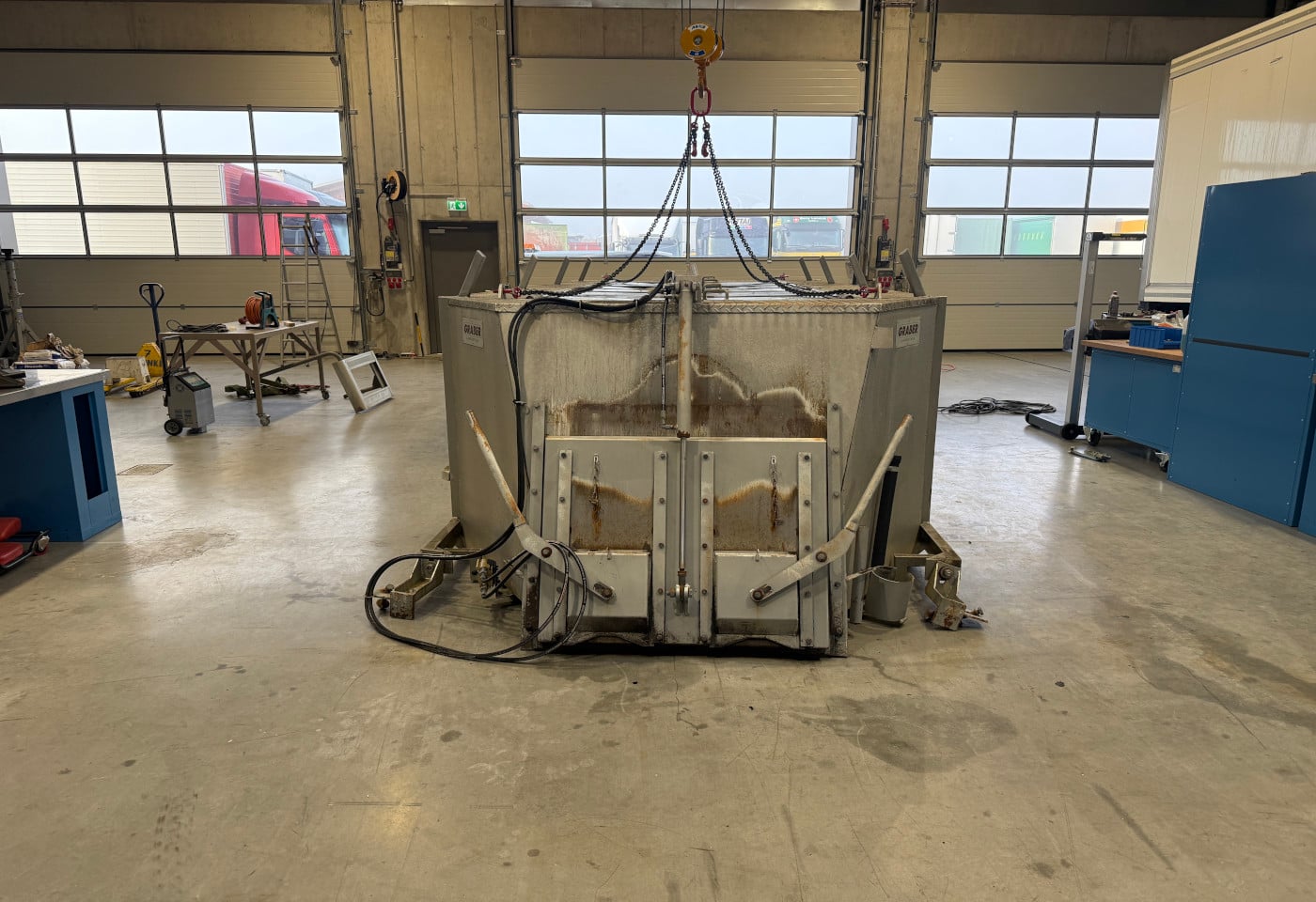 MOTO6625_2845869 vehicle image