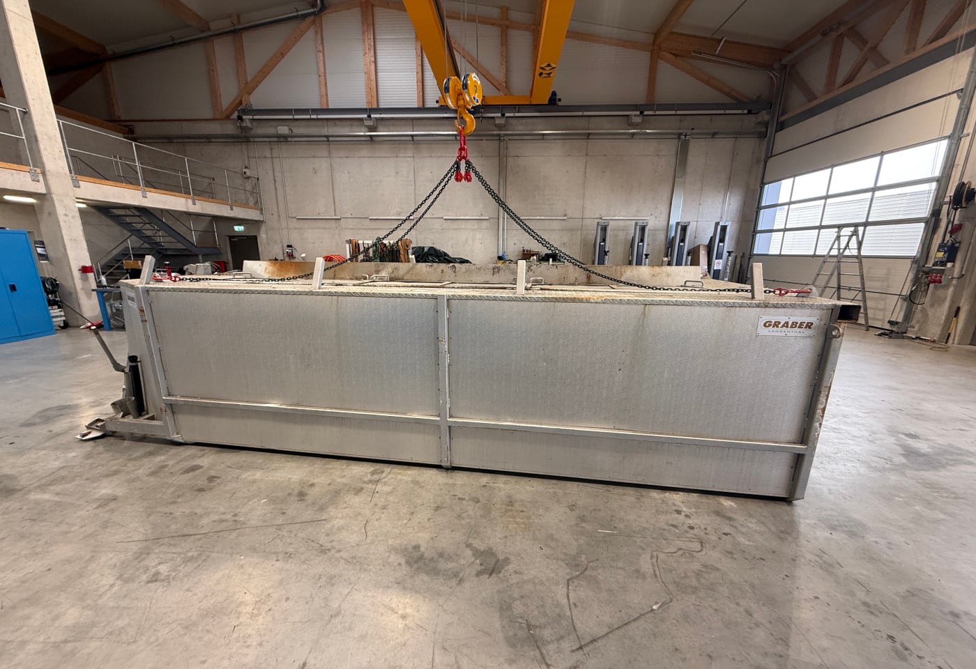 MOTO6625_2845869 vehicle image