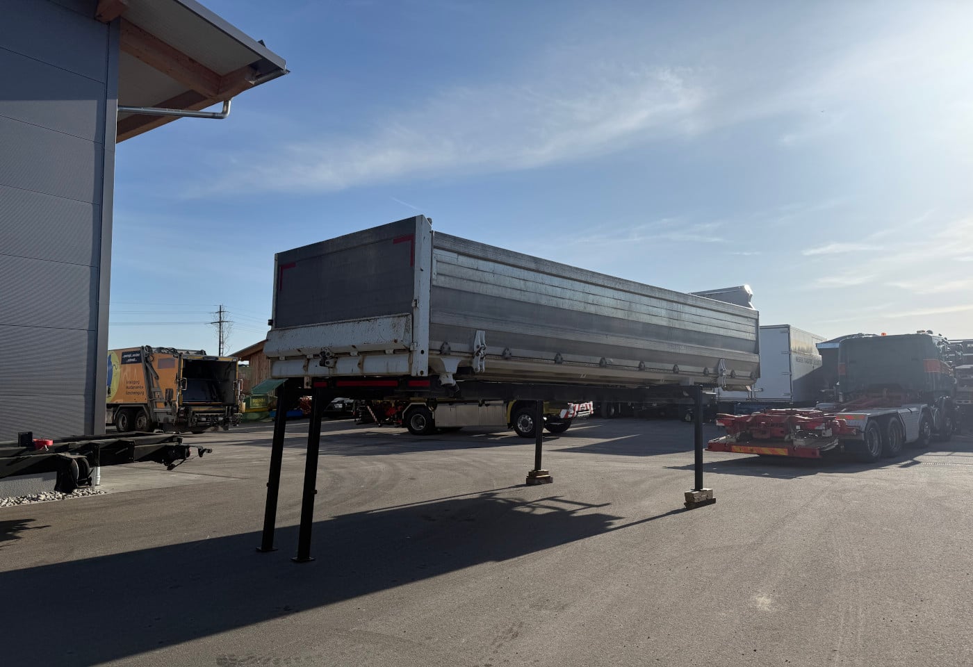 MOTO6625_2841267 vehicle image