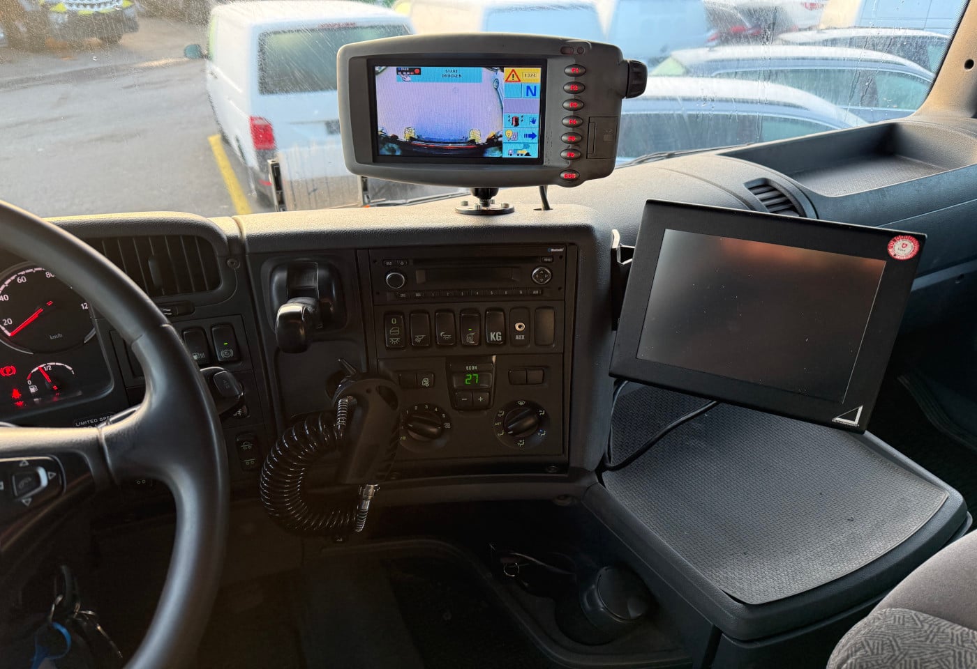 MOTO6625_2842169 vehicle image