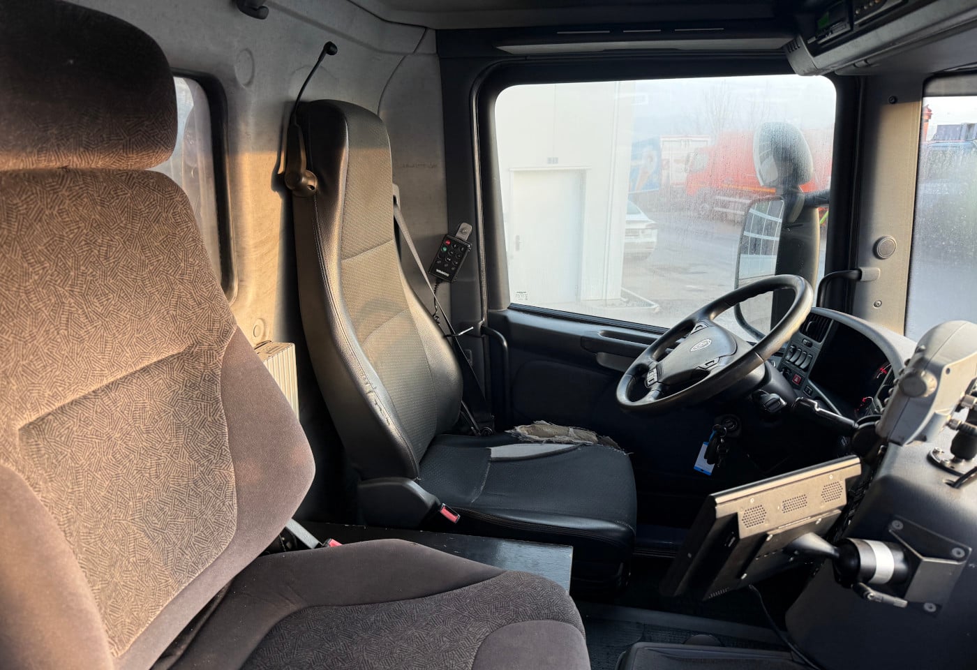 MOTO6625_2842169 vehicle image