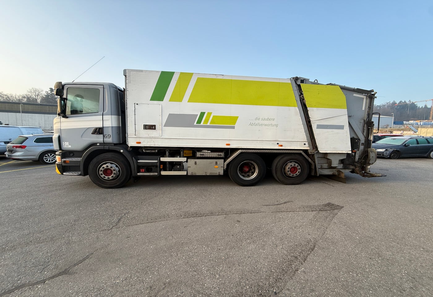 MOTO6625_2842169 vehicle image